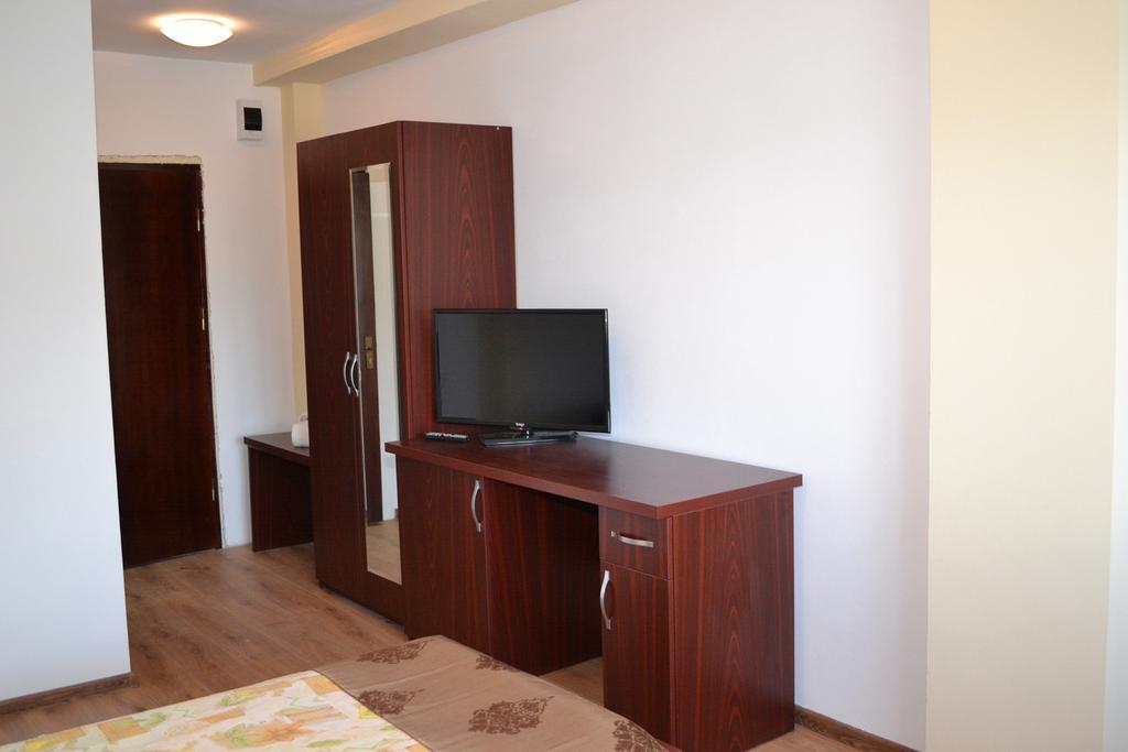 Pensiunea Meridian กอร์เบนี ห้อง รูปภาพ